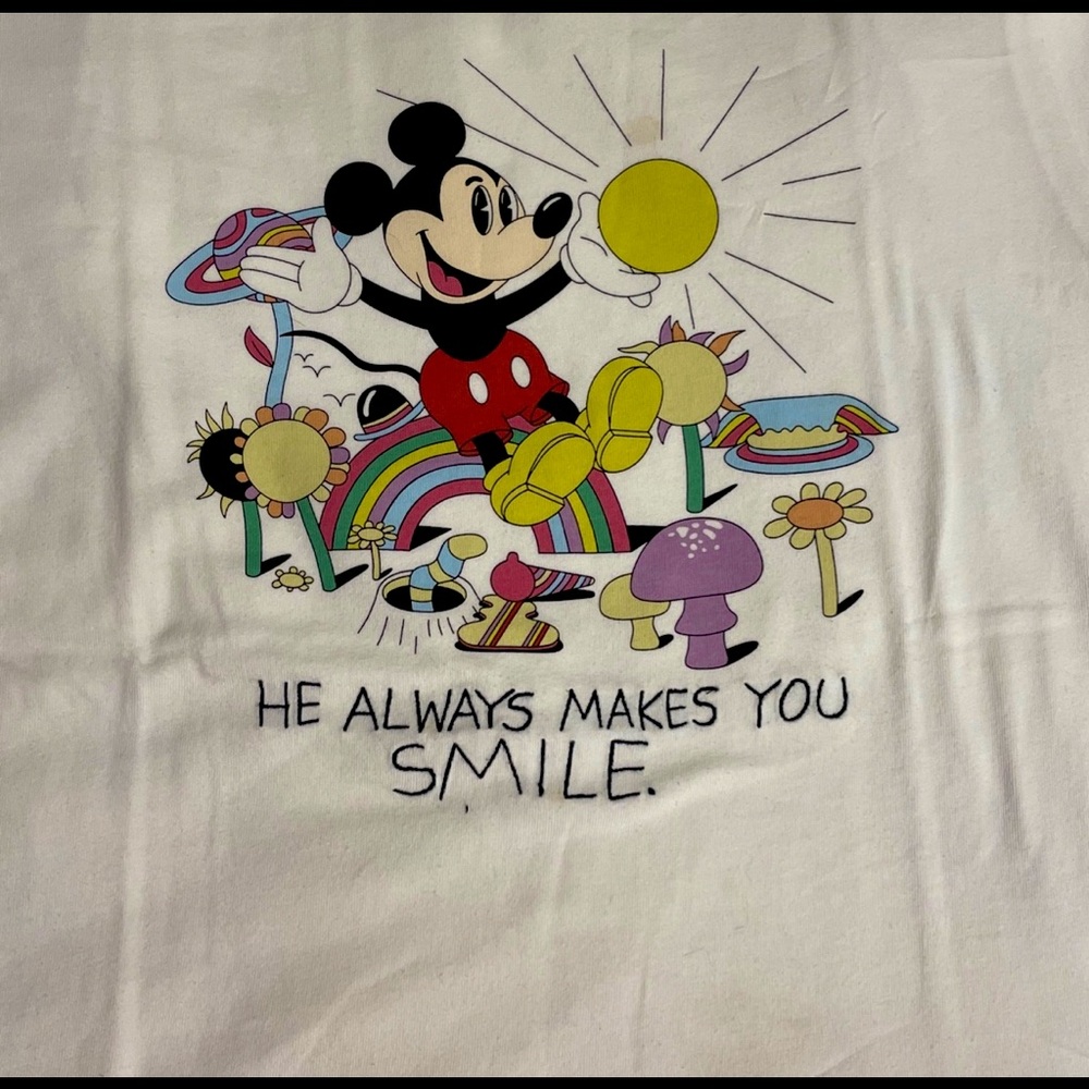 Uniqlo x Disney Mickey Shirt